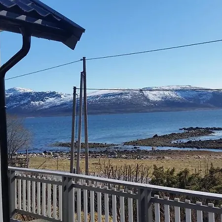 Myklebostad فيلة Hov (Troms)