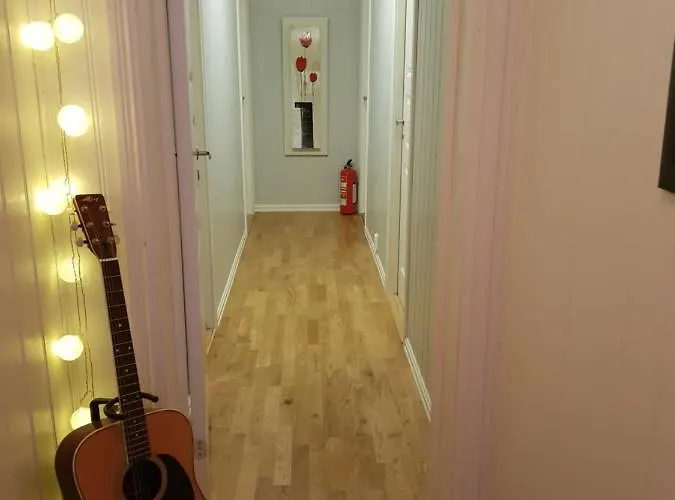 Myklebostad * Hov (Troms)