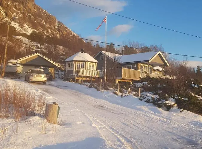 Villaer Myklebostad Hov (Troms)