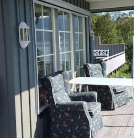 Myklebostad Villa
